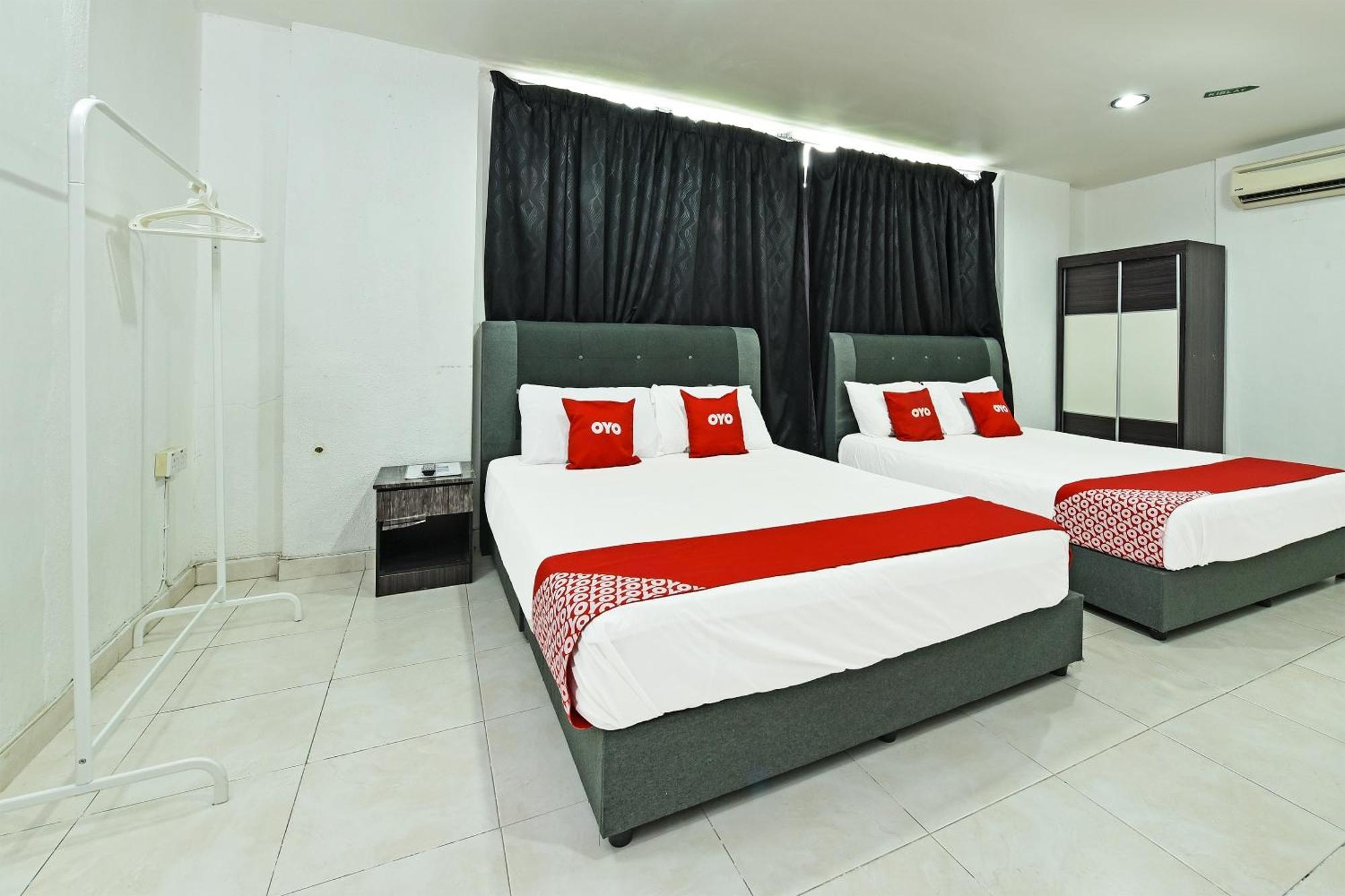 Hotel Super Oyo 90364 Gemilang